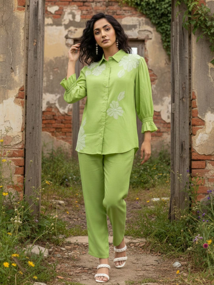 Holly pear Embroidered Co-ord Set