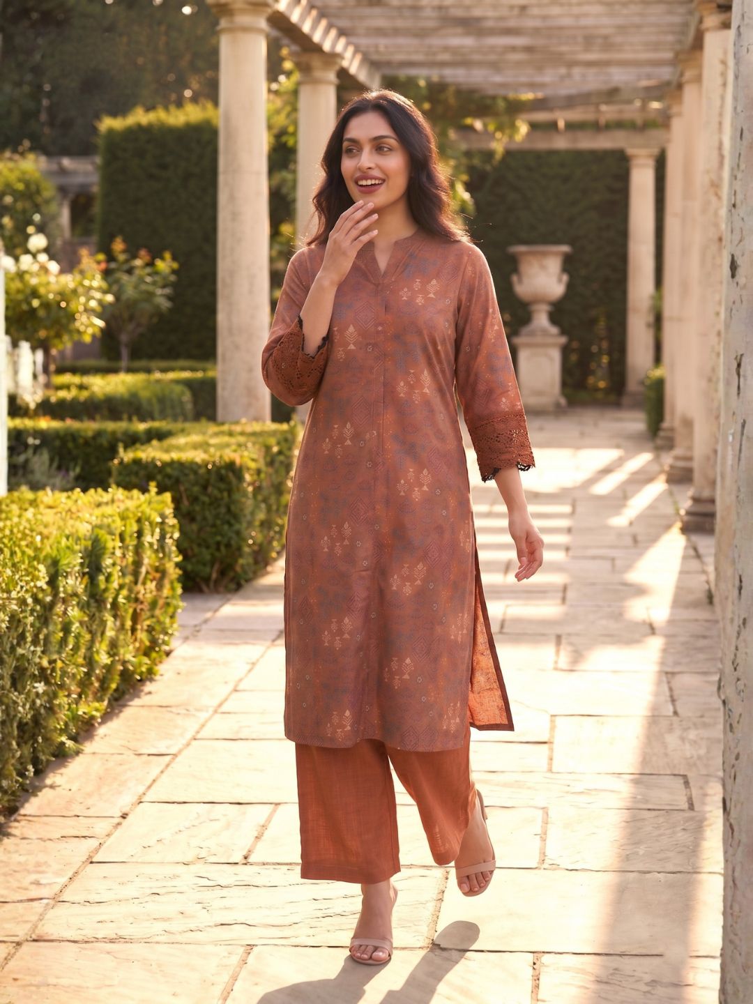 Surbhi russet printed cotton kurta pant set