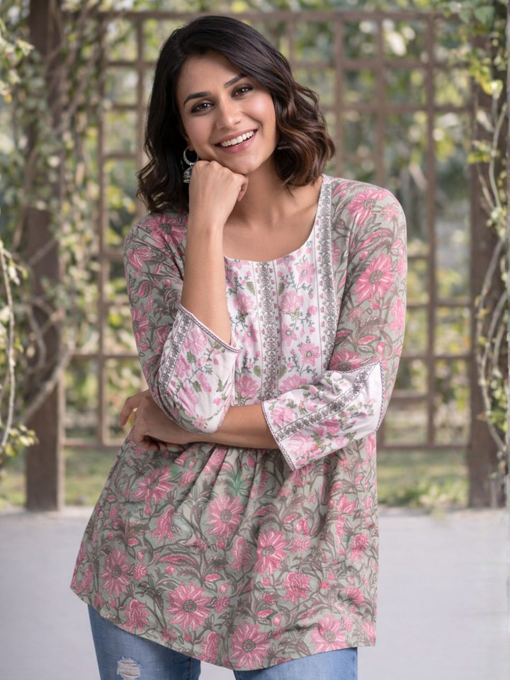 Hiya Clay Embroidered Cotton Top