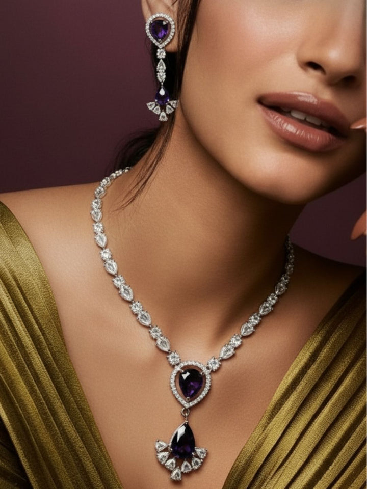 Antaara Diamond Necklace with Earings set