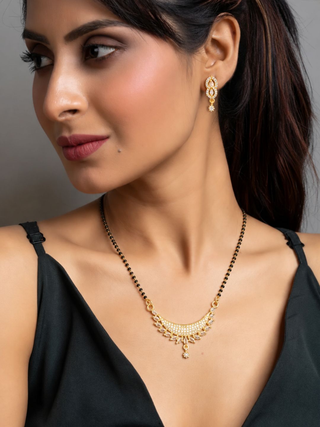 Nayra diamond Mangalsutra with earings set