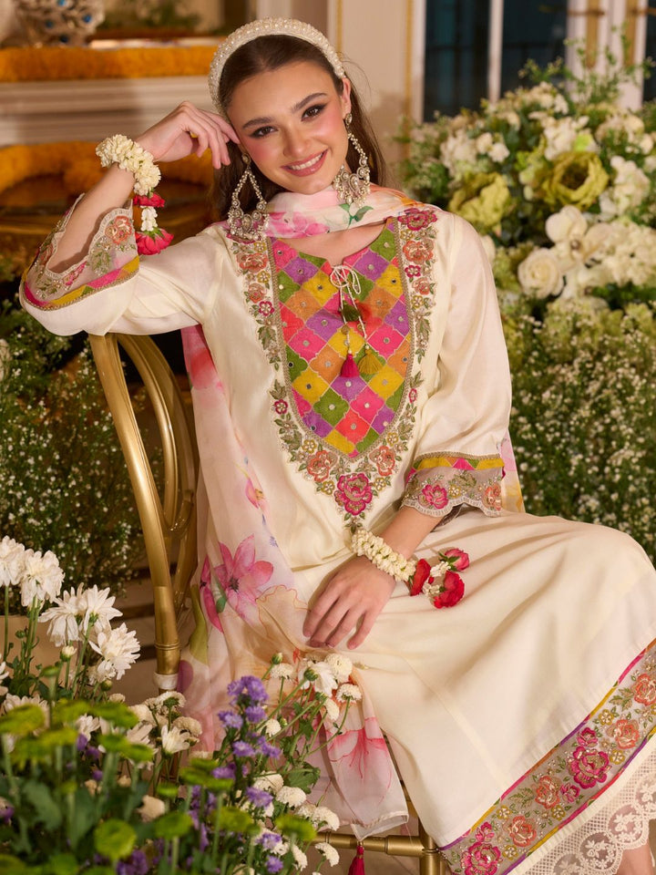 Nazia angel embroidery lawn suit set