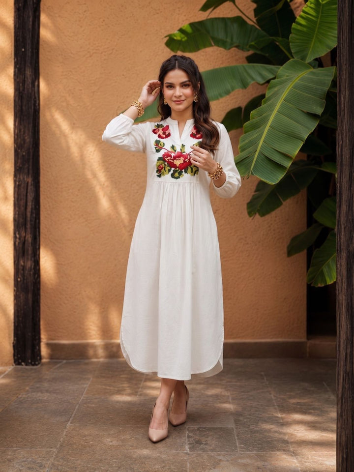 Ivanka parch embroidery cotton dress