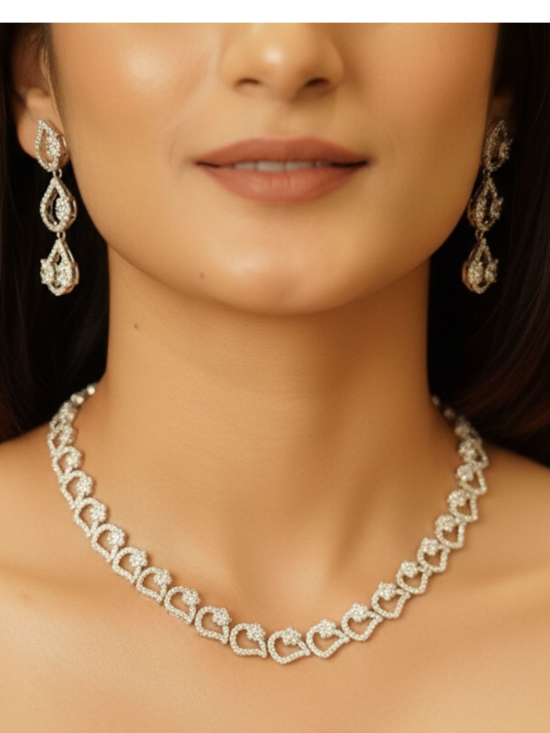 Antaara Diamond Necklace set