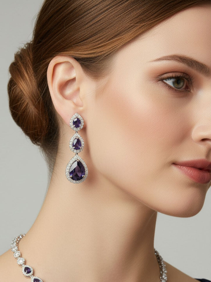 Antaara Diamond Necklace with Earings