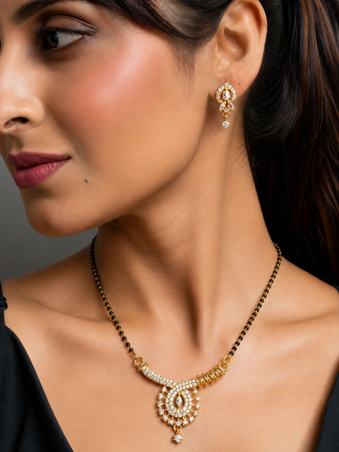 Nayra diamond Mangalsutra with earings set
