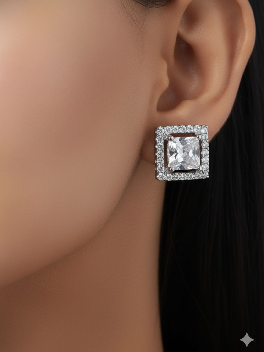 Shama Diamond Earing & Pendant Set