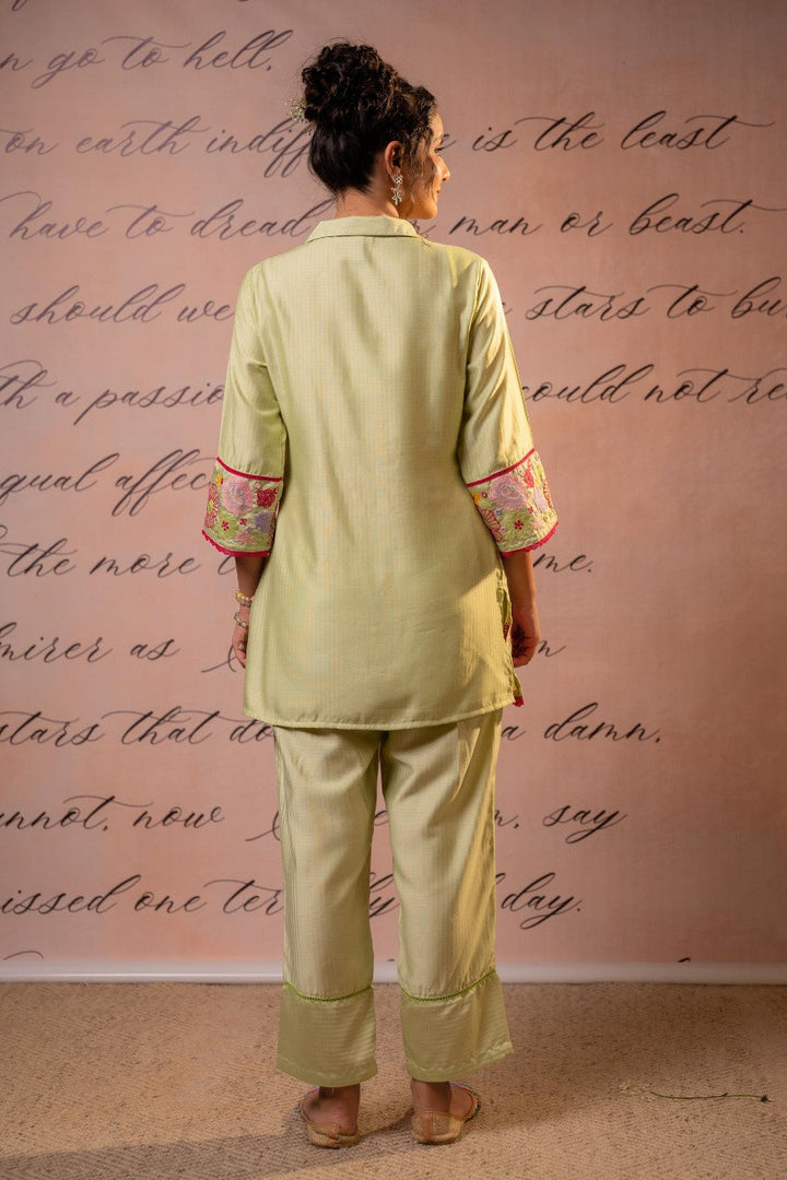 Param moss embroidery co-ord set