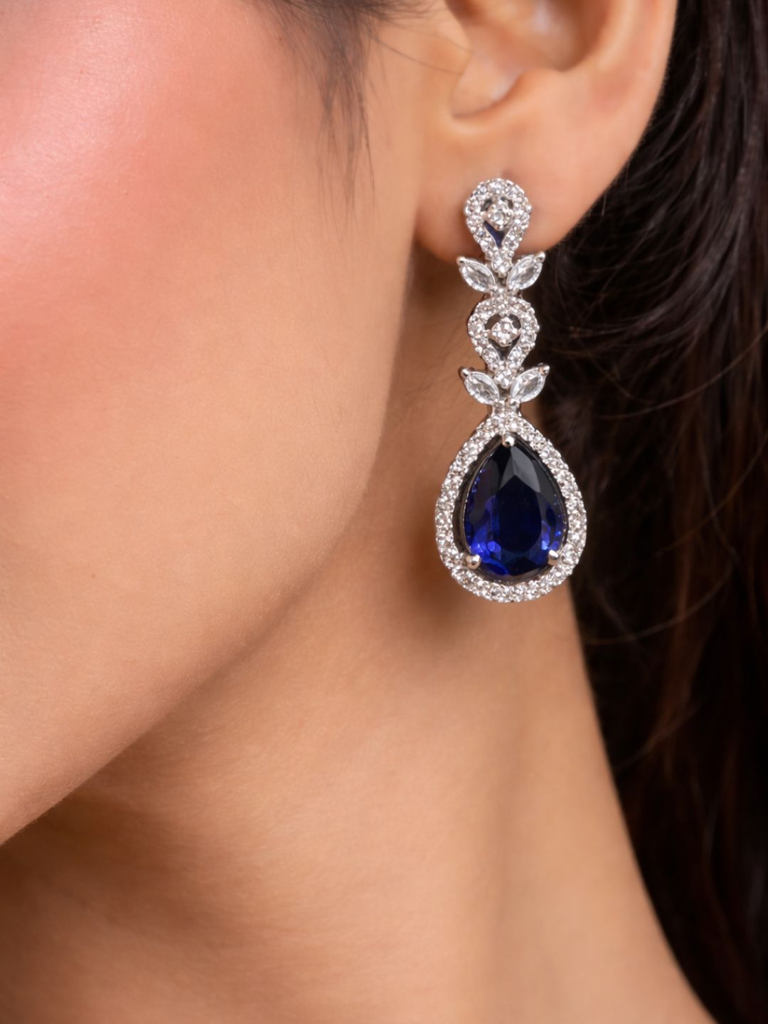 Alankrita Diamond Earings
