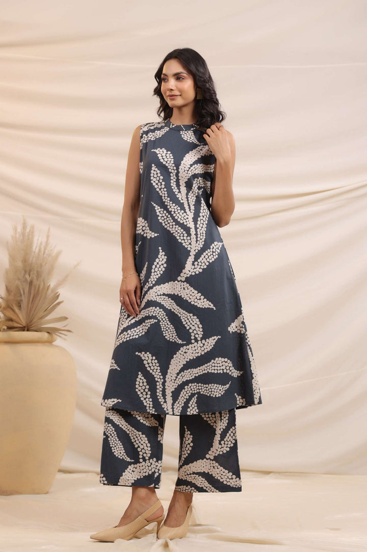 Chhavi Rhino Printed Kurta Pant Set