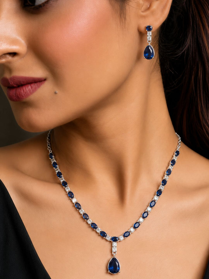 Nayra diamond necklace with earings set