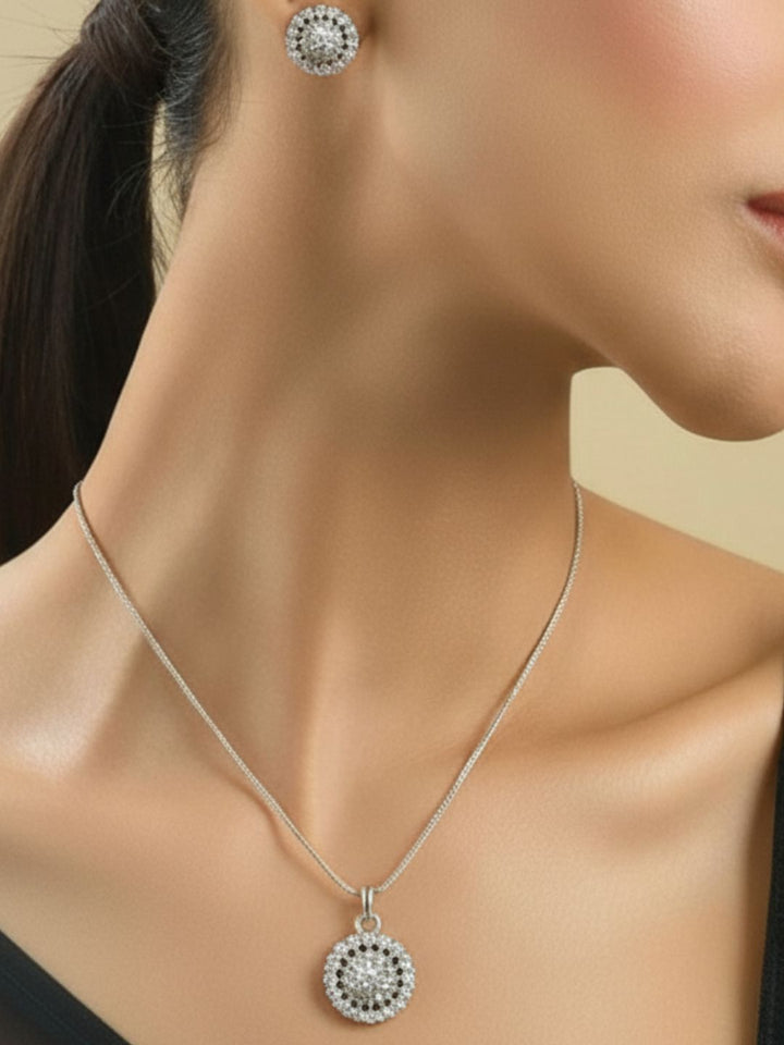 ANTAARA SUN DIAMOND EARINGS AND PENDANT SET