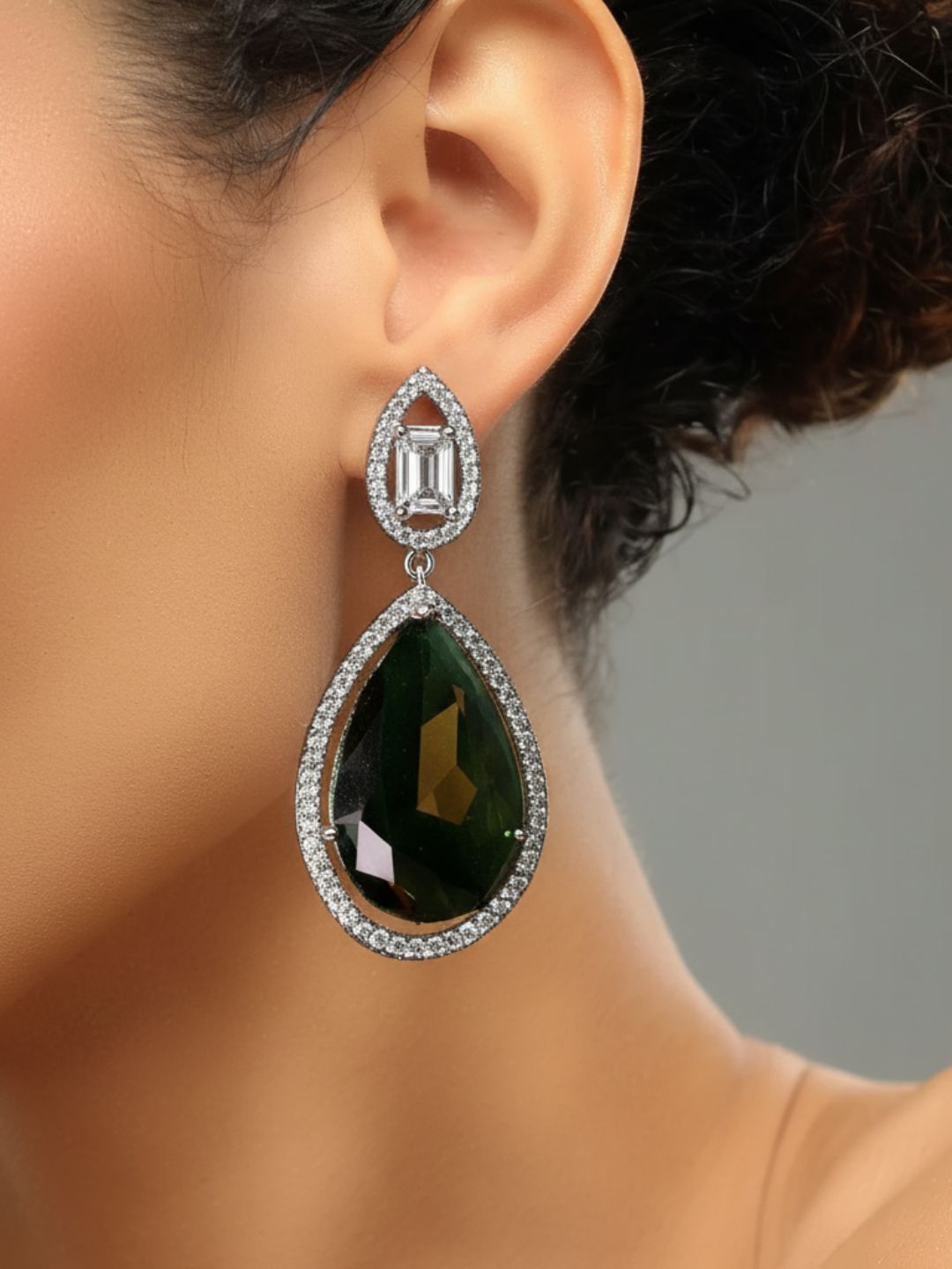 Savana Diamond Earings