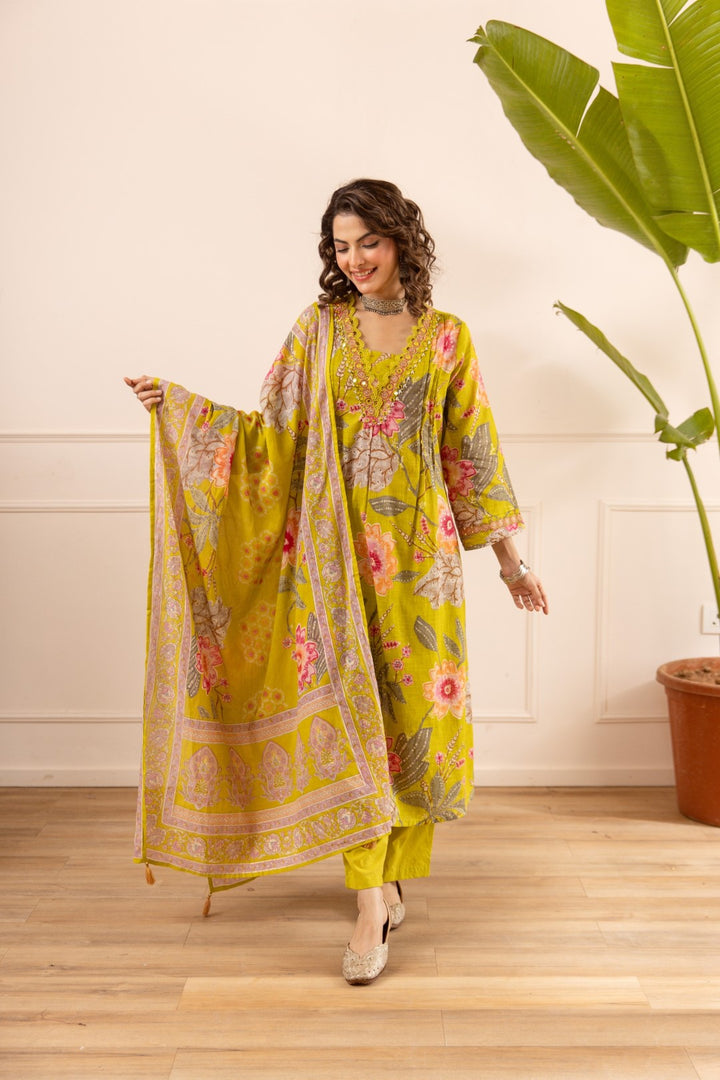 Karen mimosa embroidery cotton suit set