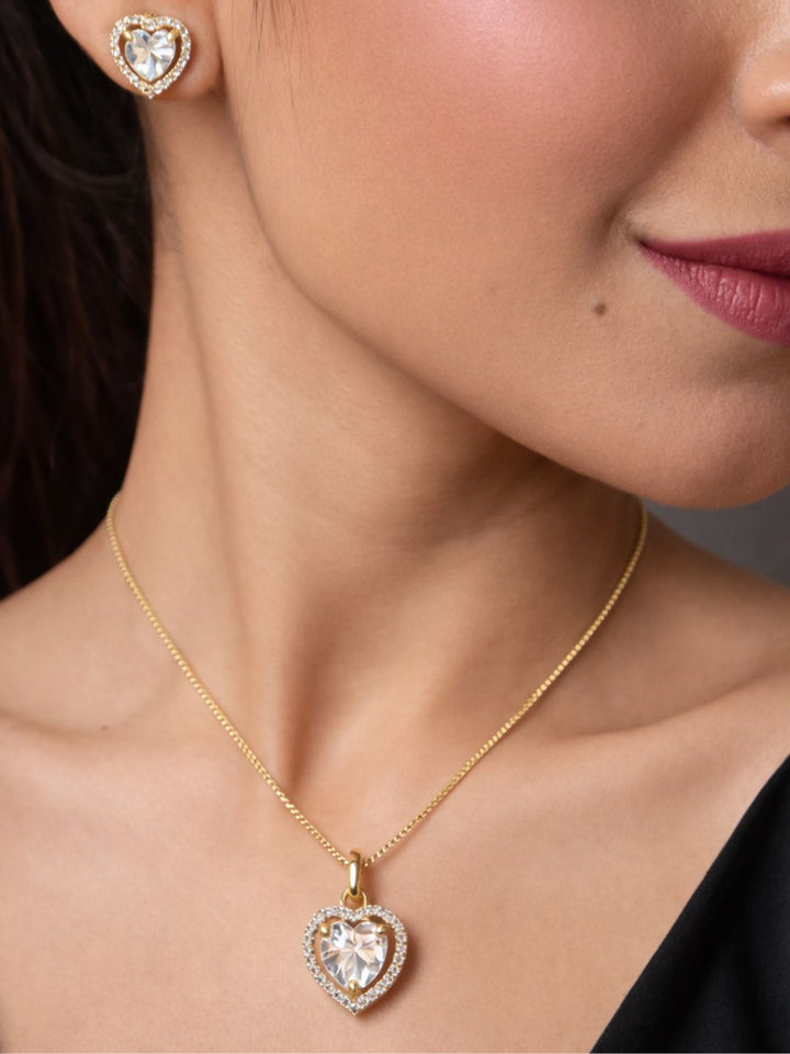 Alankrita Diamond earing & pendant stud