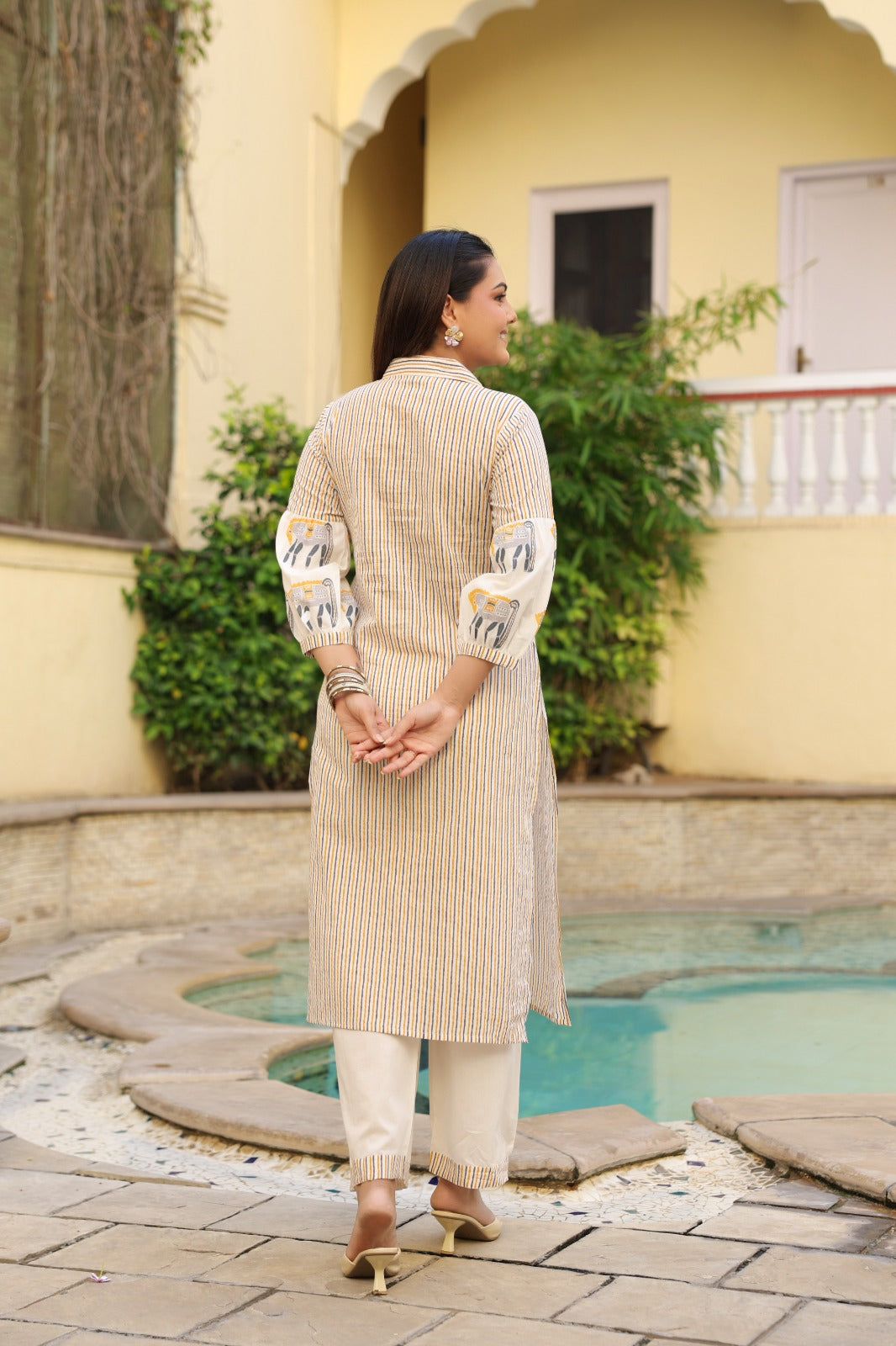 Dyna Amber Printed Stripe Kurta Pant Set