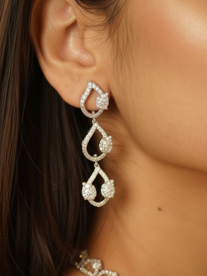 Antaara Diamond Necklace set