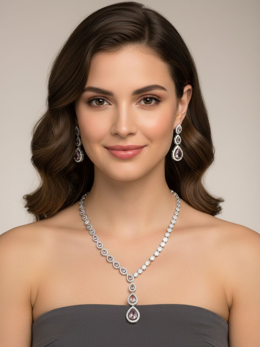 Antaara Diamond Necklace with Earings