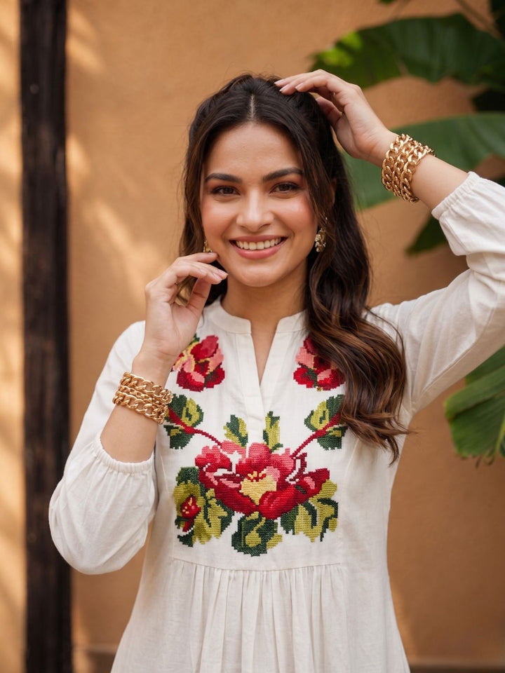 Ivanka parch embroidery cotton dress