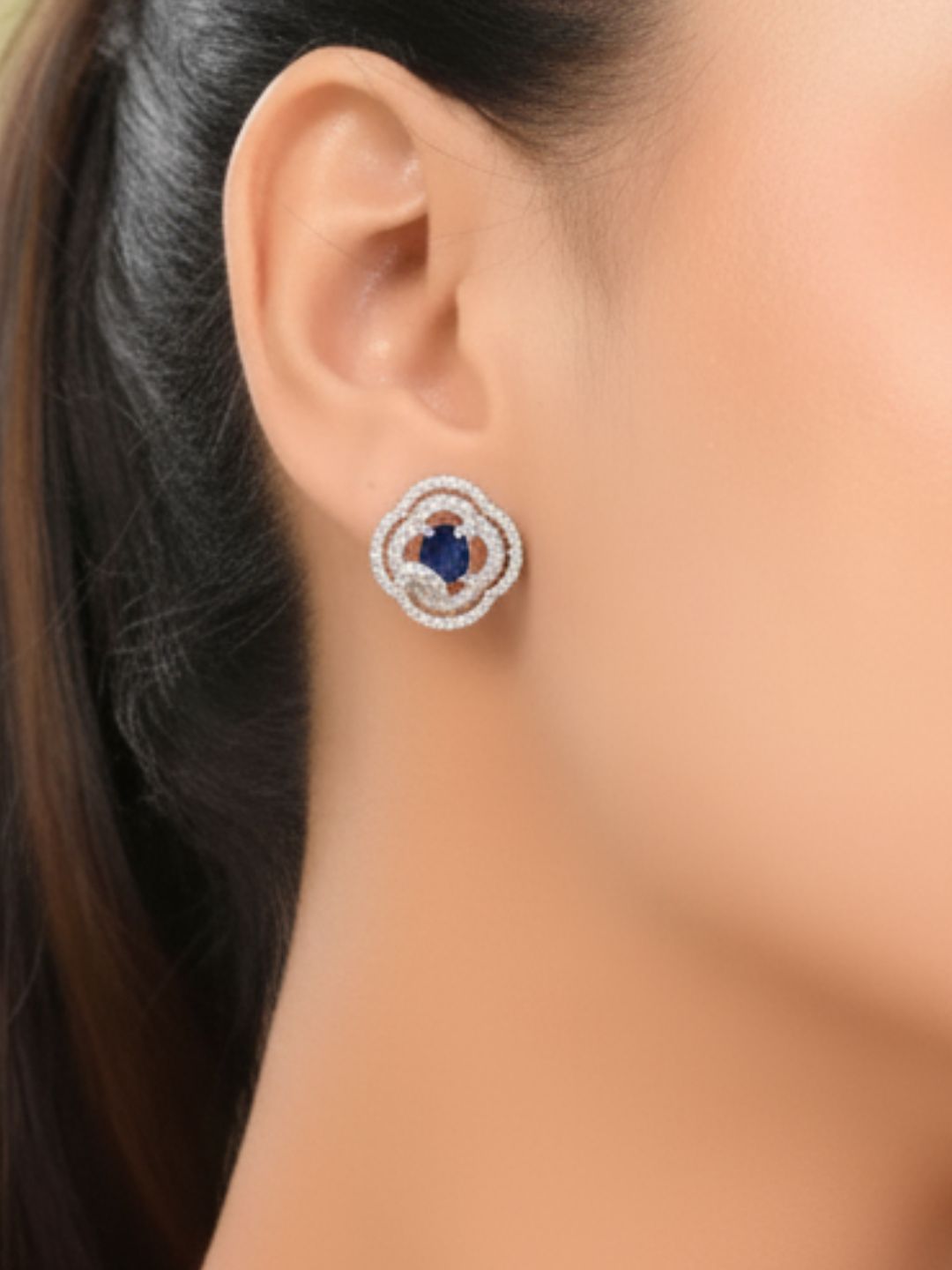 Savana Diamond Earing & Pendant Set