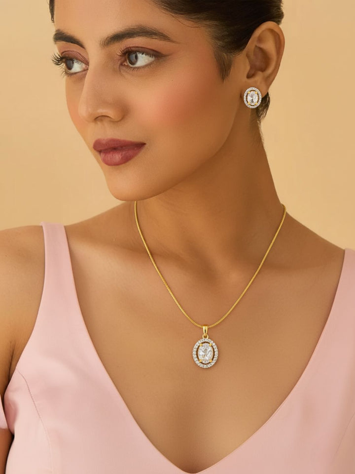 Antaara diamond earing & pendant stud