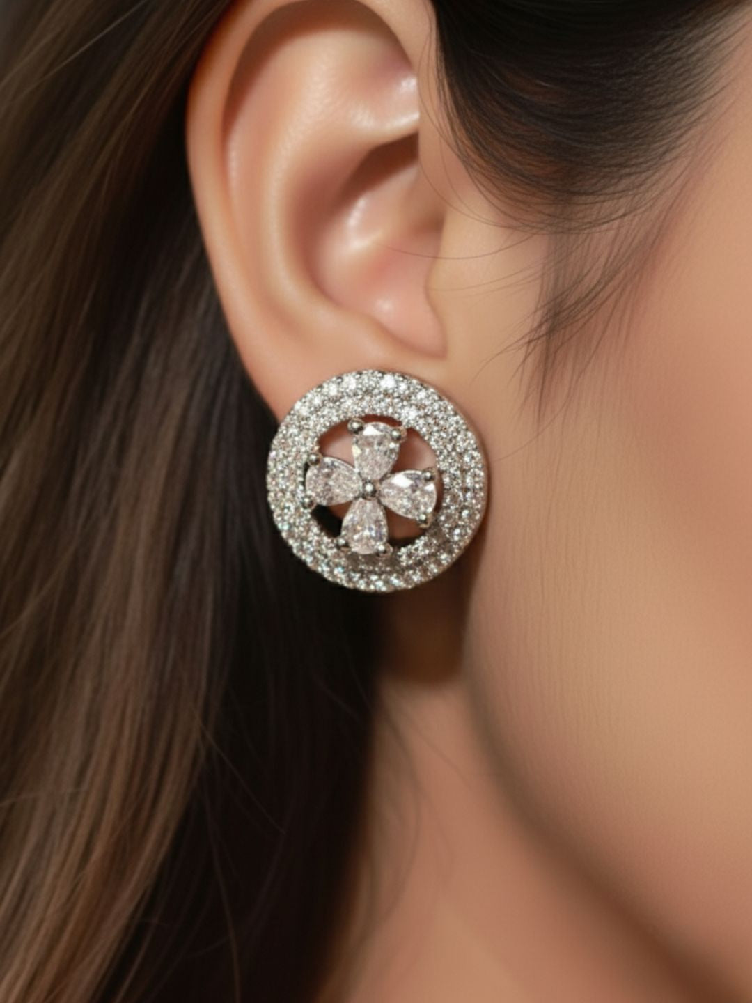 Savana Diamond Earing & Pendant Set