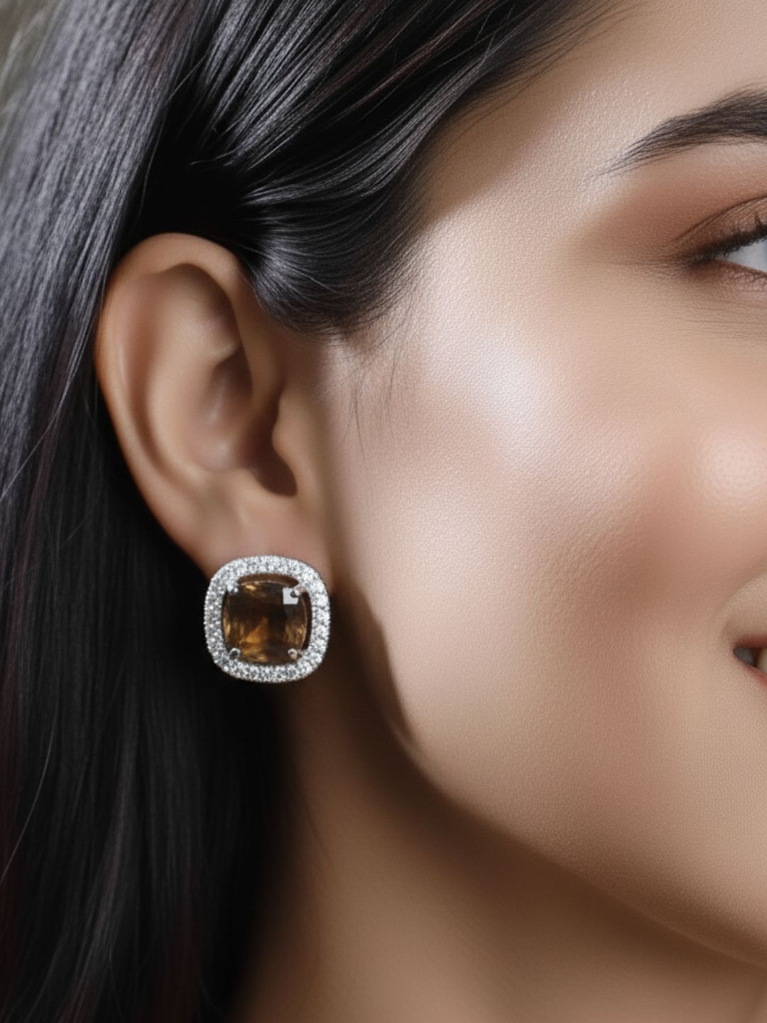 Savana Diamond Earing & Pendant Set