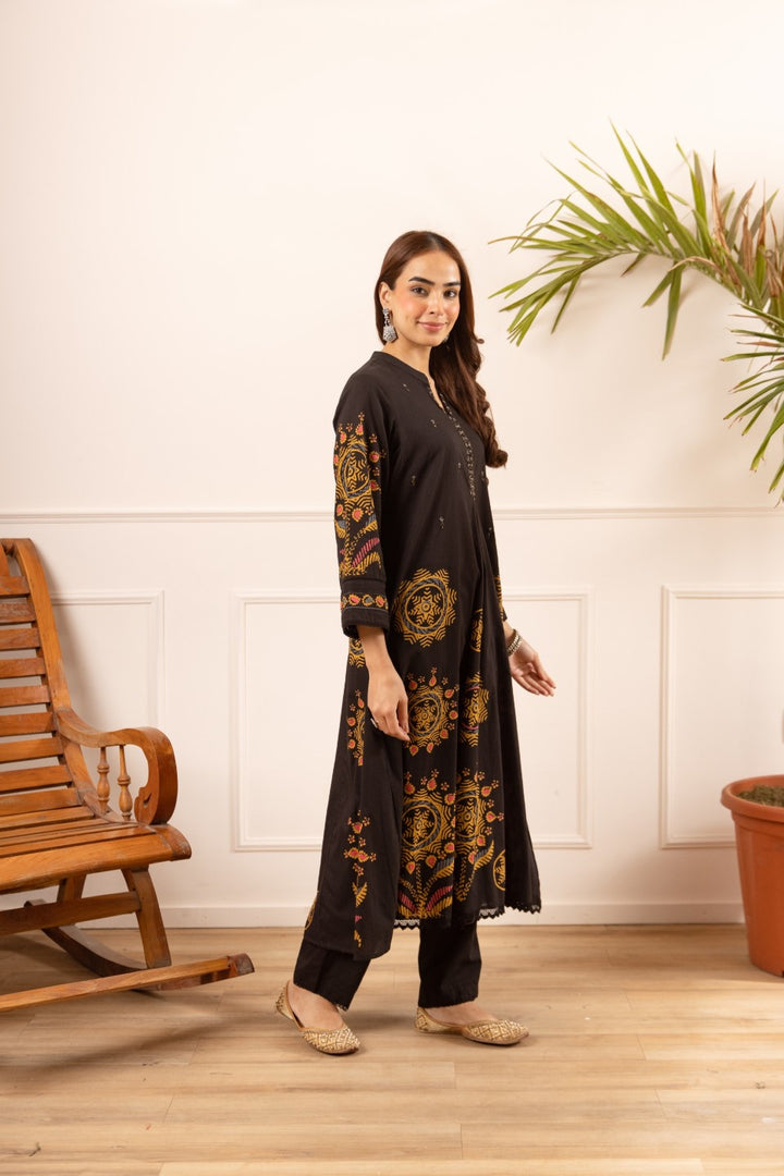 Karen ink printed kurta pant set