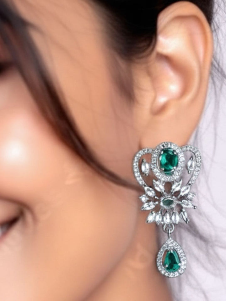 Savana Diamond Earing & Pendant Set