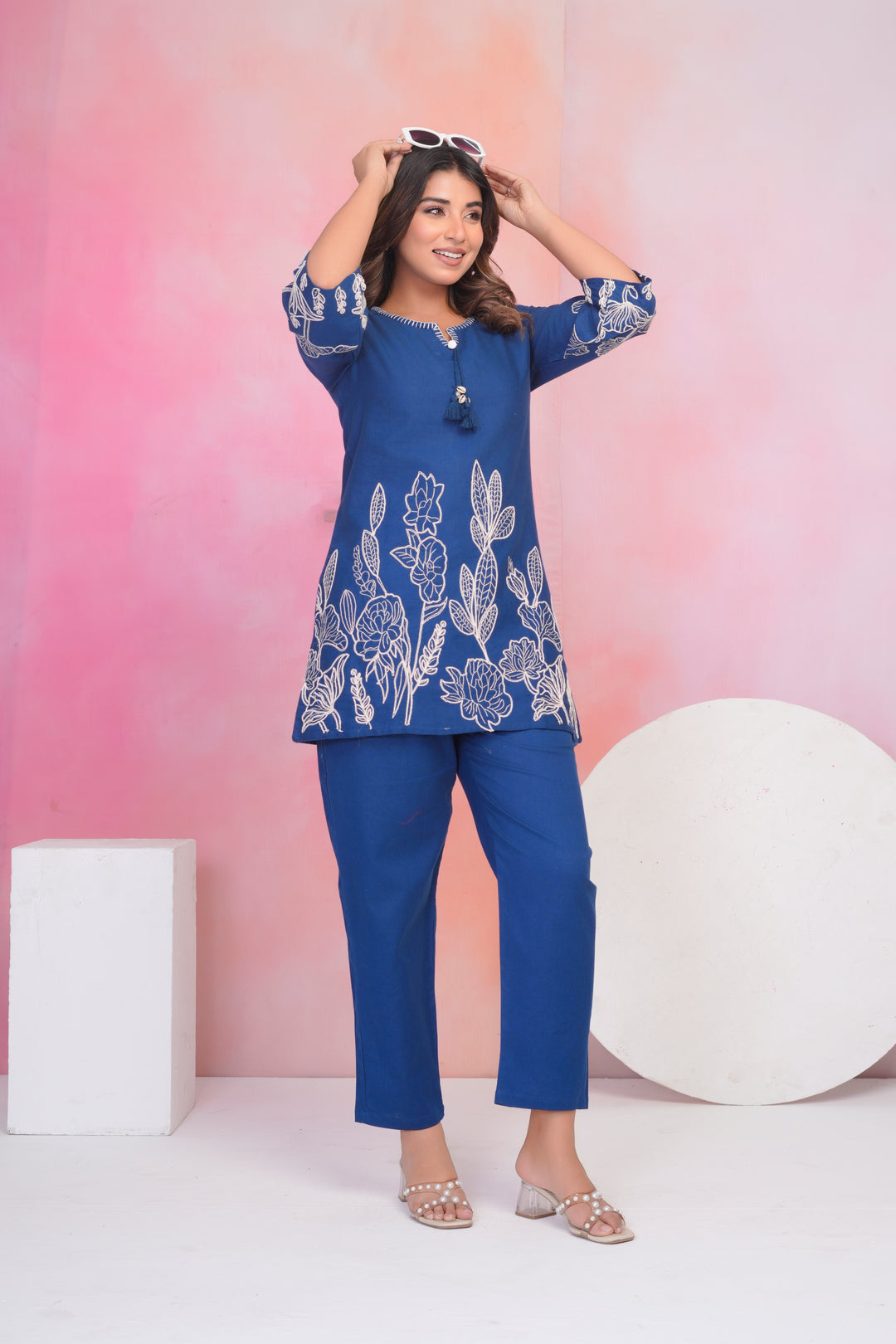 Vaidehi indi embroidery cotton co-ord set