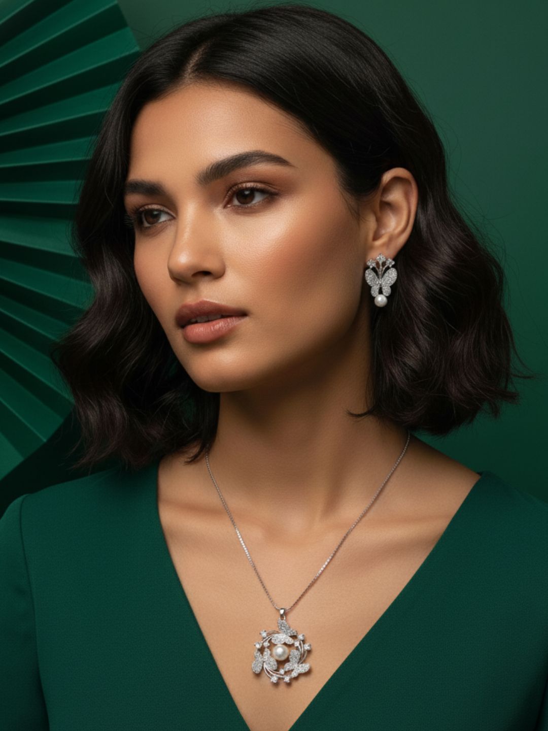 Savana Oxidised Pearl Earing & Pendant Set