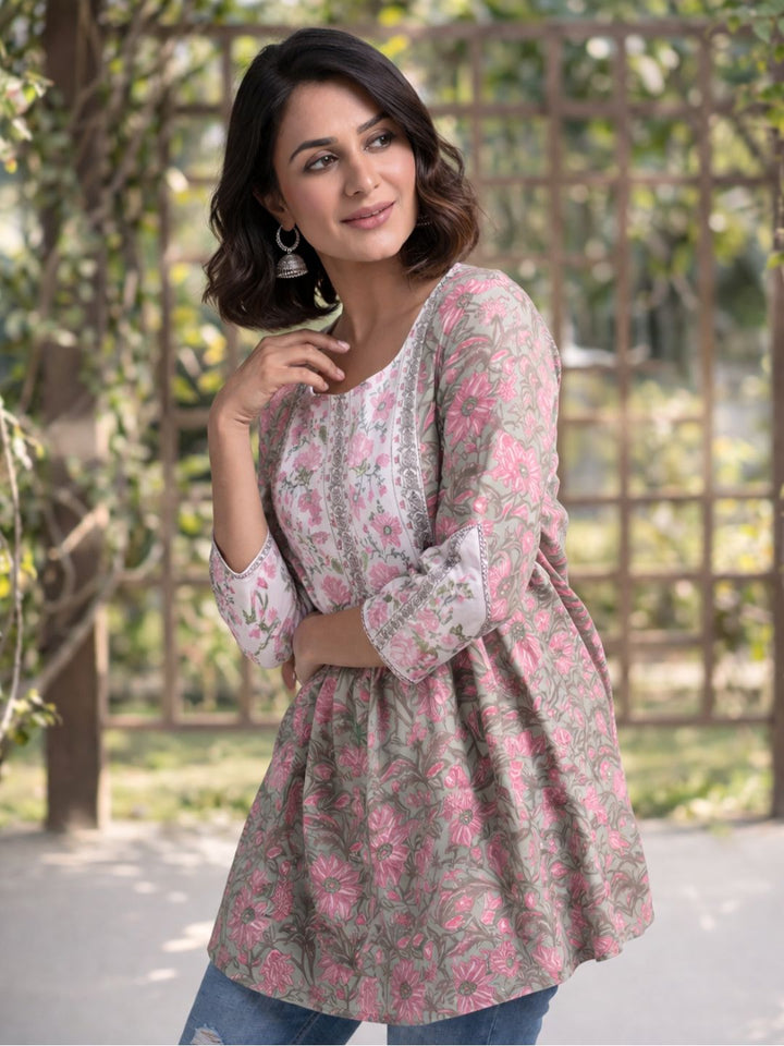 Hiya Clay Embroidered Cotton Top