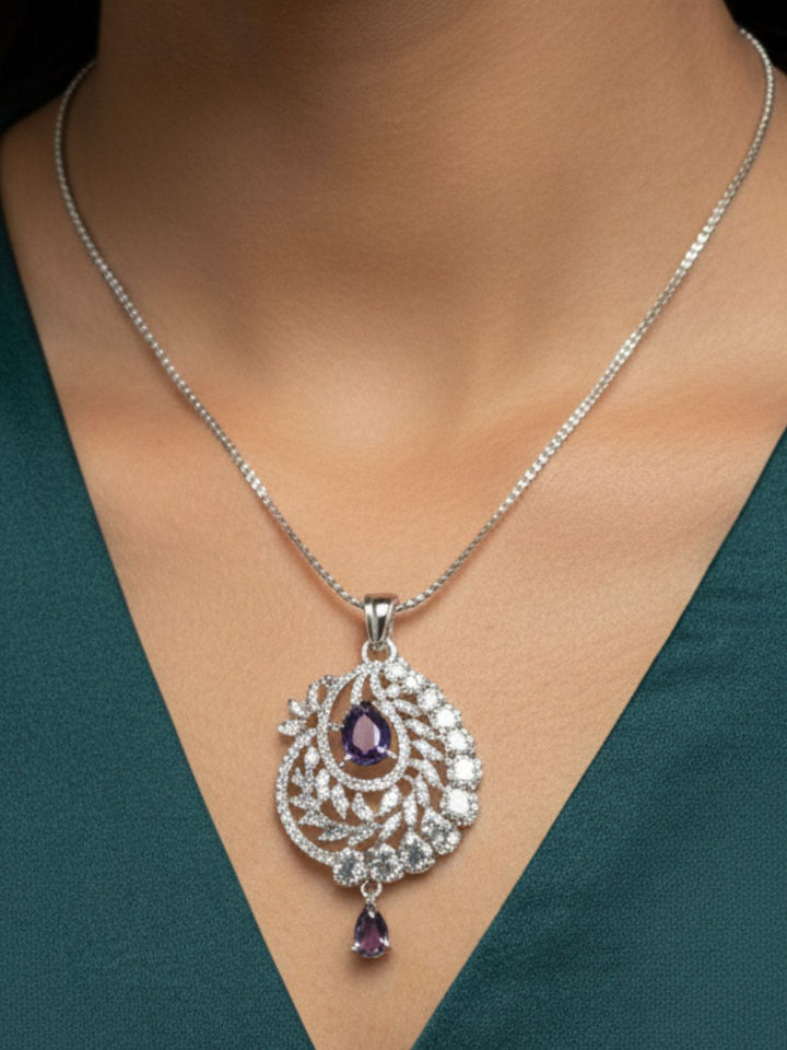 Savana Diamond Earing & Pendant Set