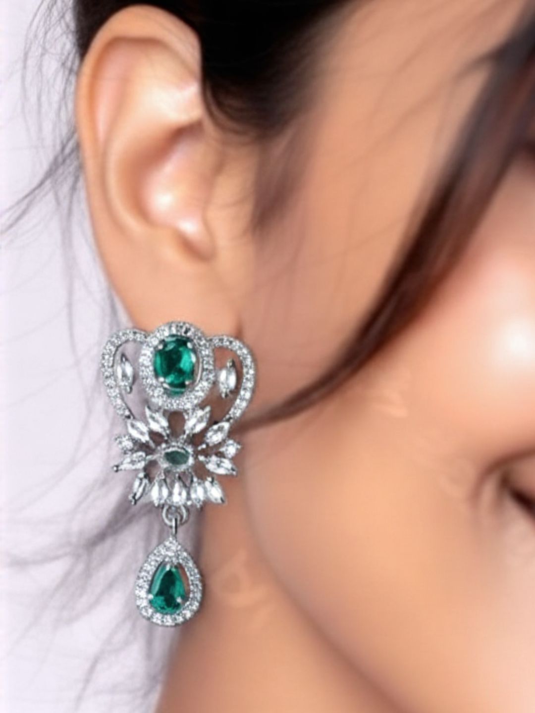 Savana Diamond Earing & Pendant Set