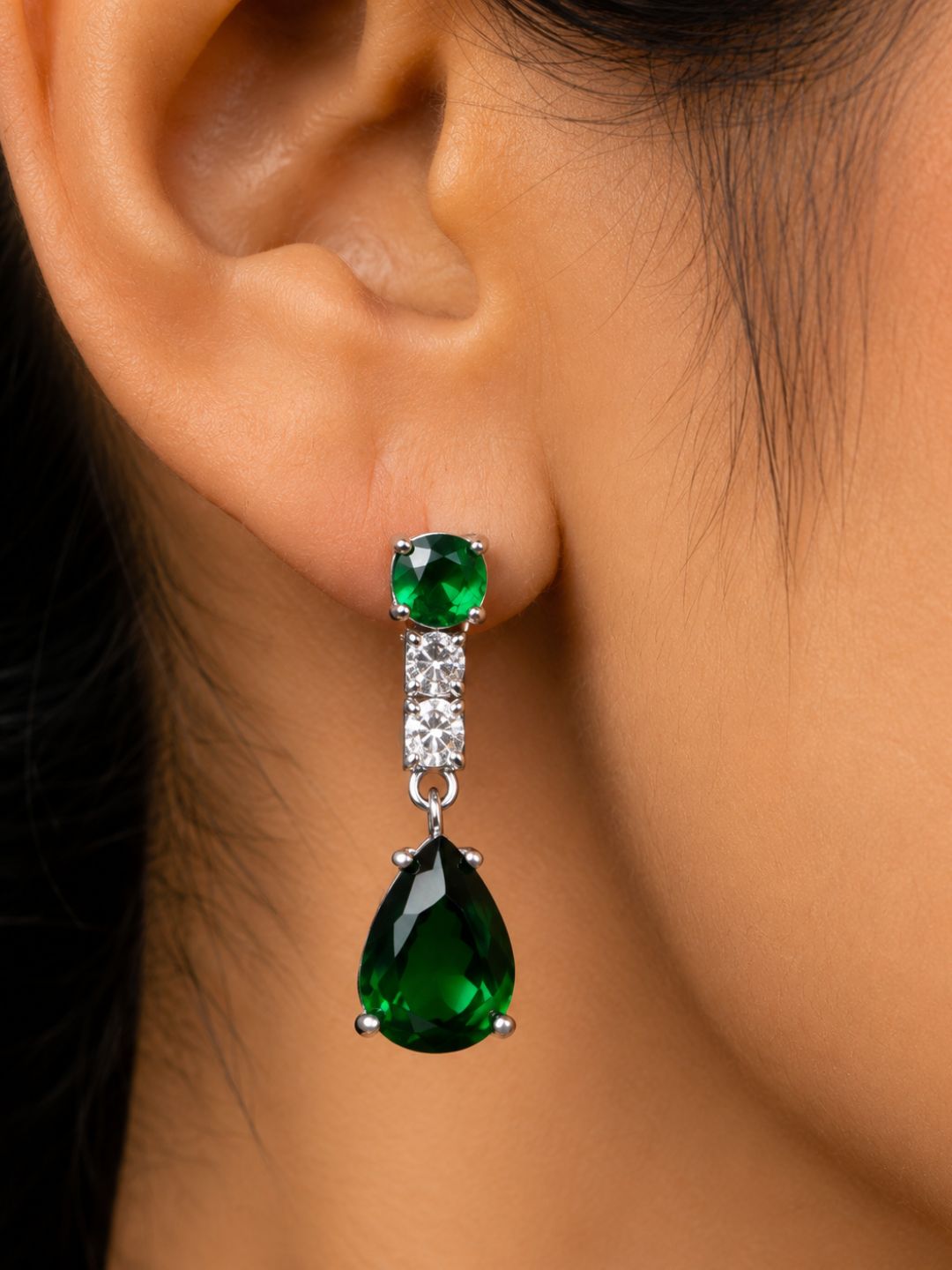 Nayra diamond necklace with earings set