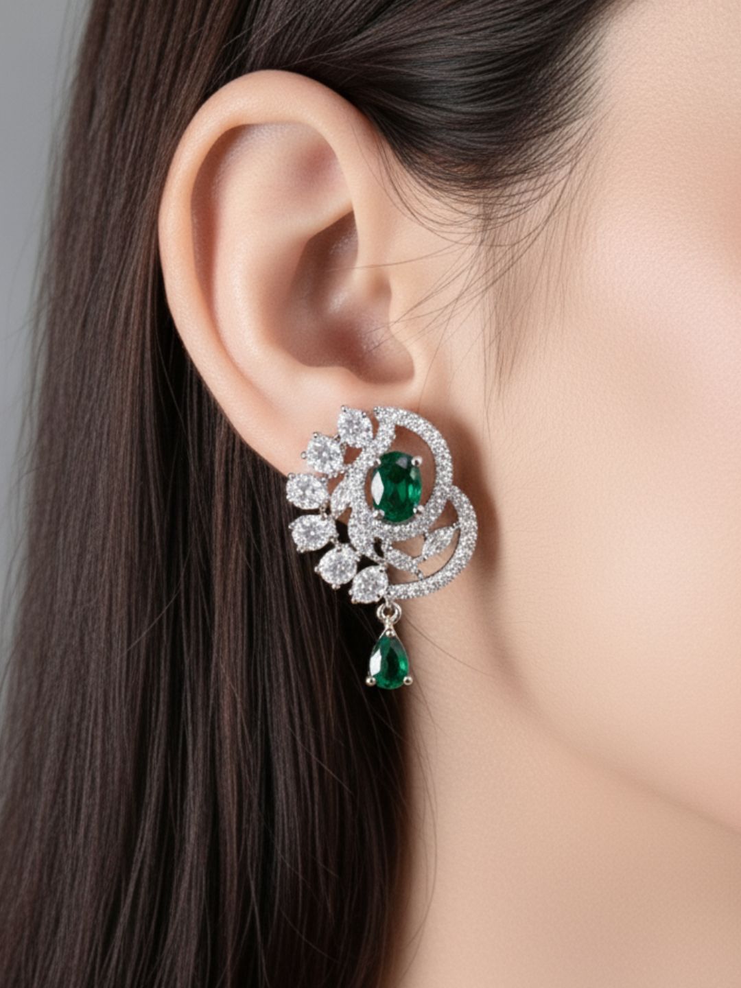 Savana Diamond Earing & Pendant Set