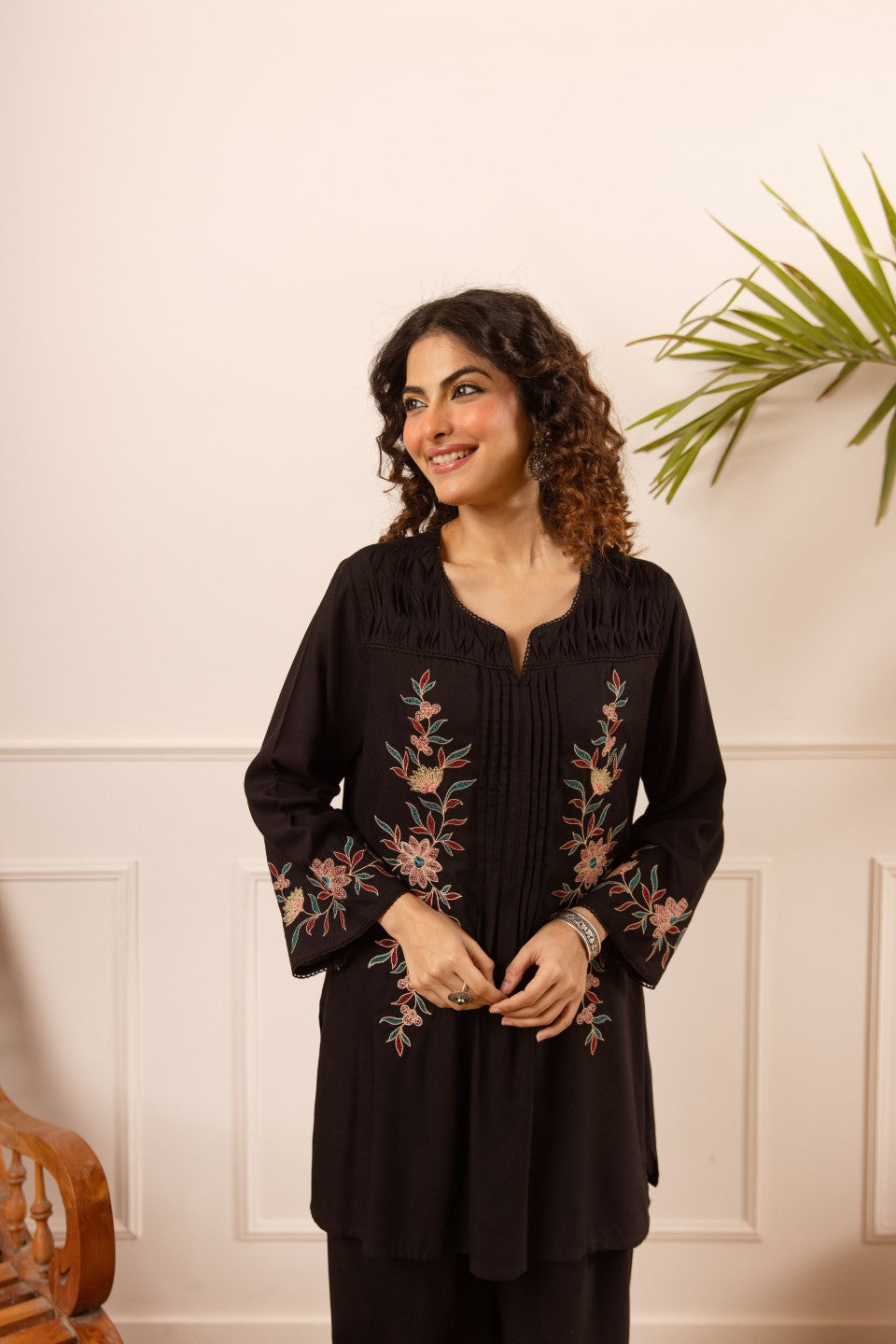 Karen soot embroidery cotton co-ord set