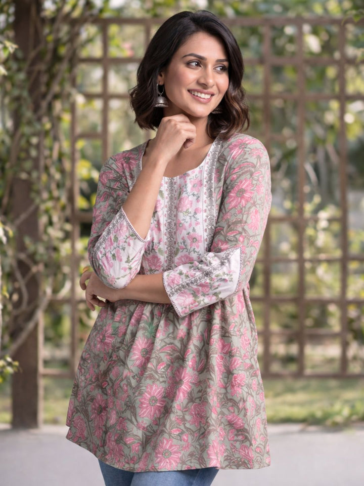 Hiya Clay Embroidered Cotton Top