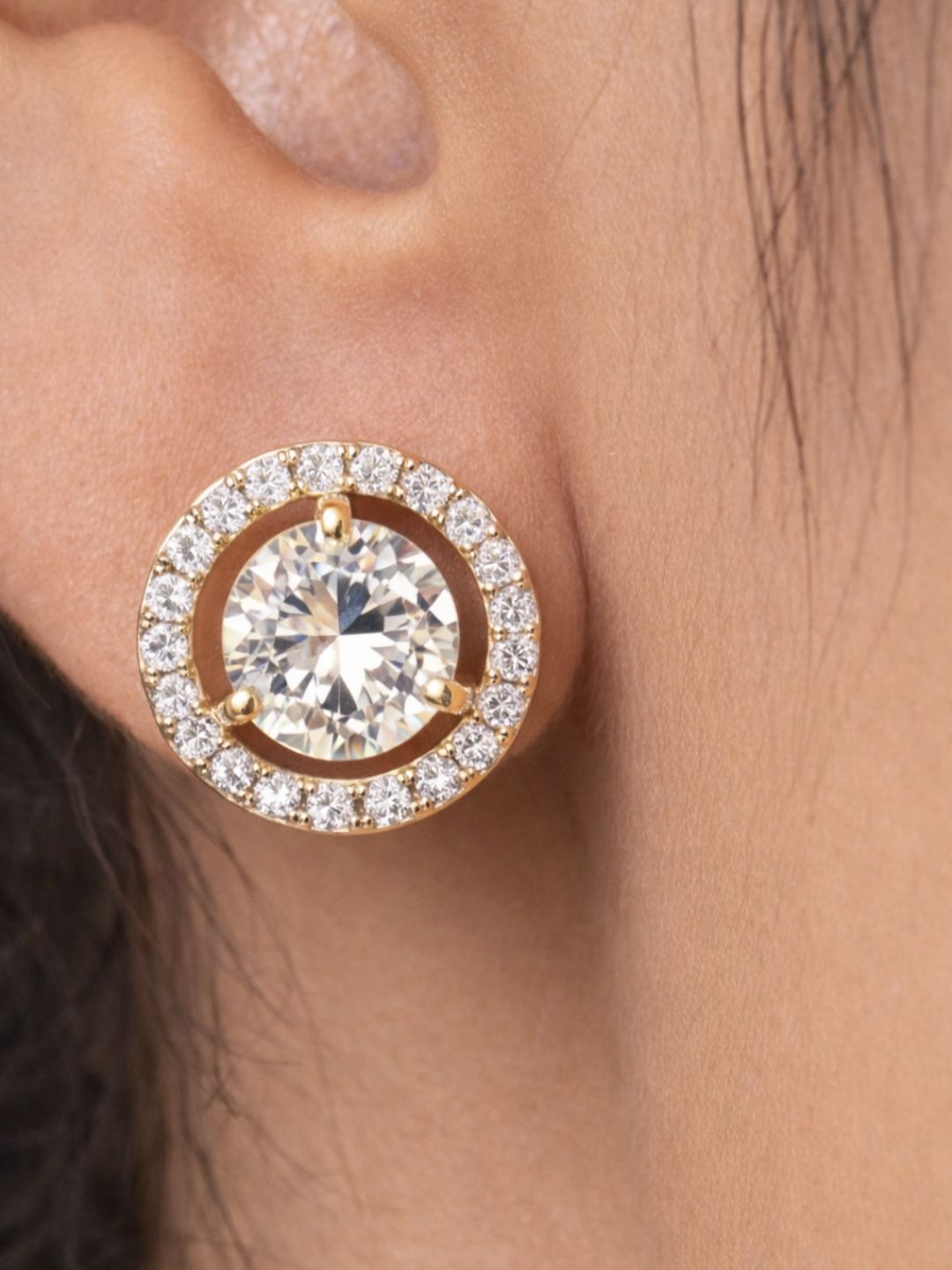 Alankrita Diamond earing & pendant stud