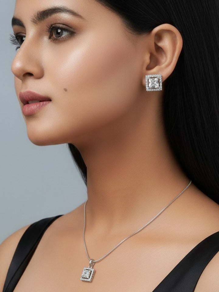 Shama Diamond Earing & Pendant Set