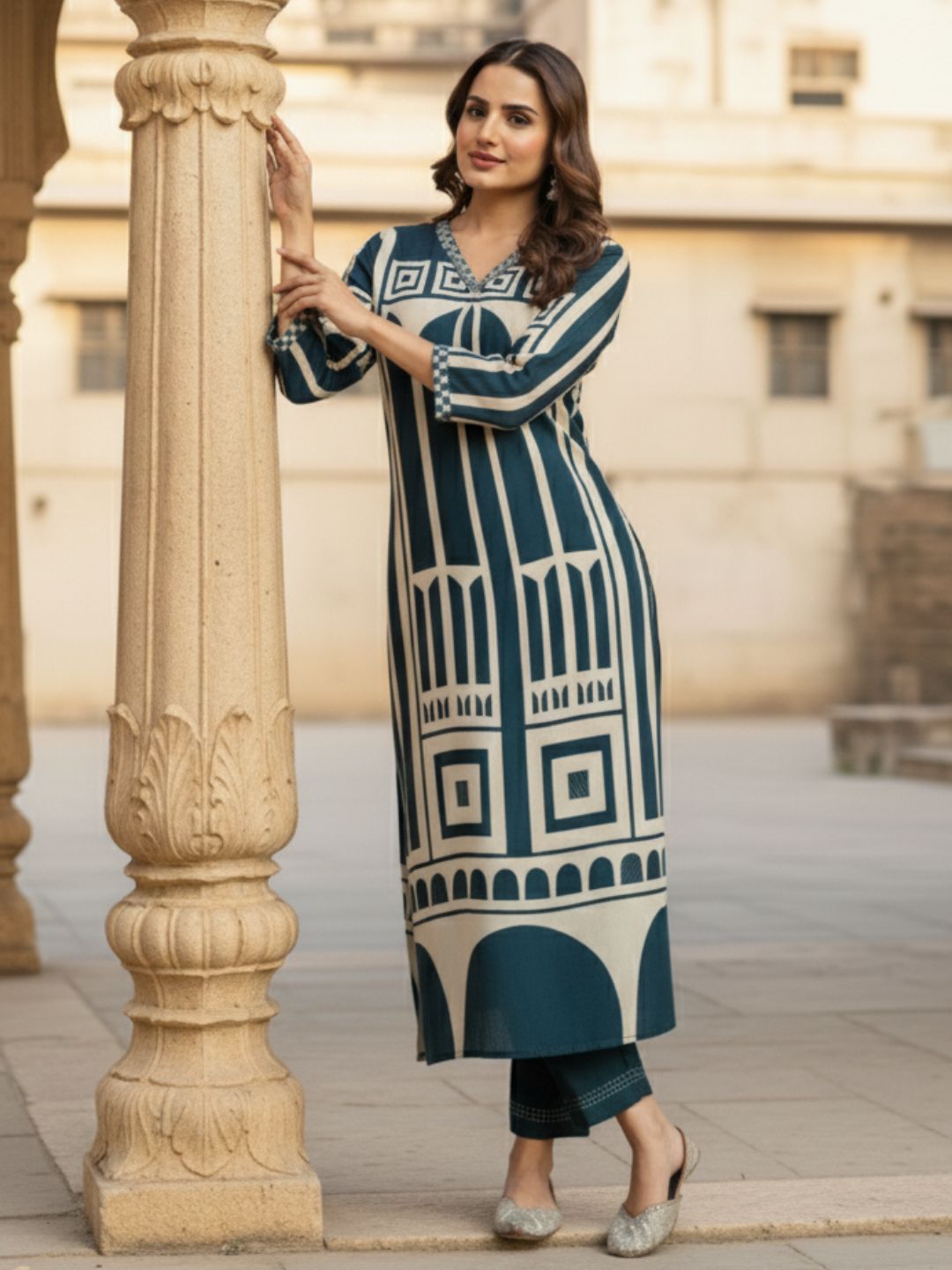 Sargun Teal Digital Printed Kurta Pant Set