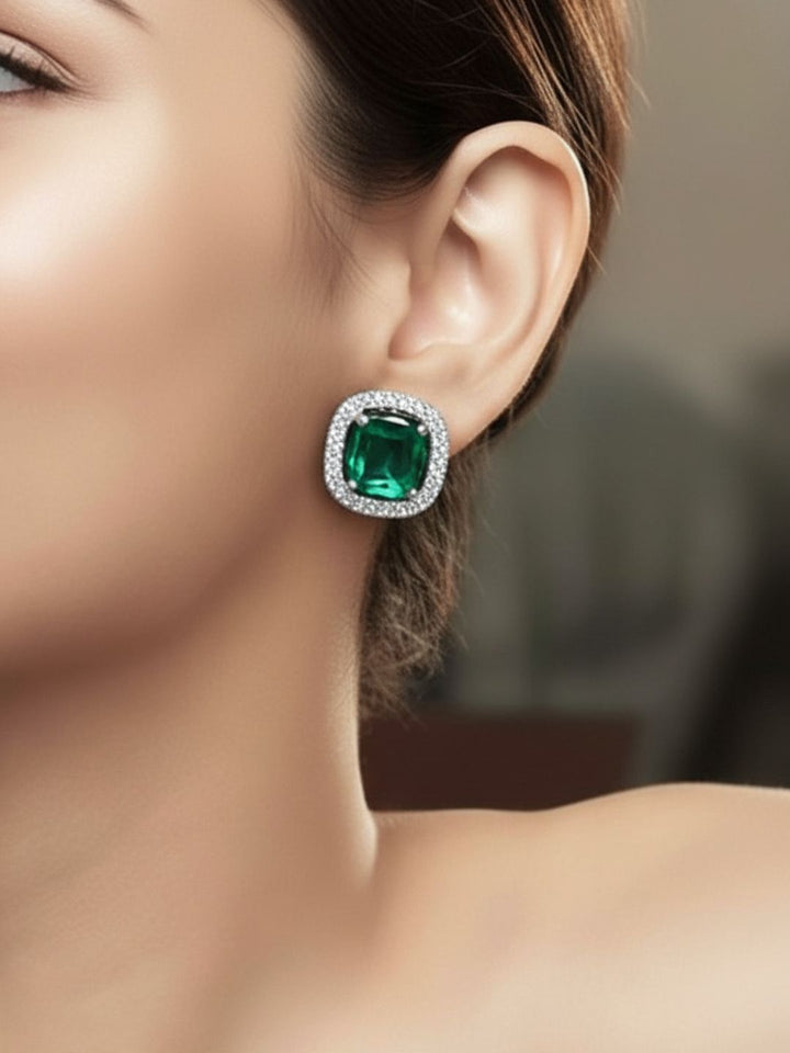 Savana Diamond Earing & Pendant Set