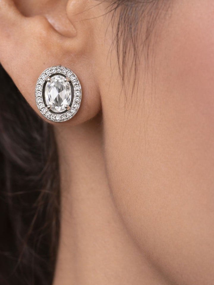 Alankrita Diamond earing & pendant stud