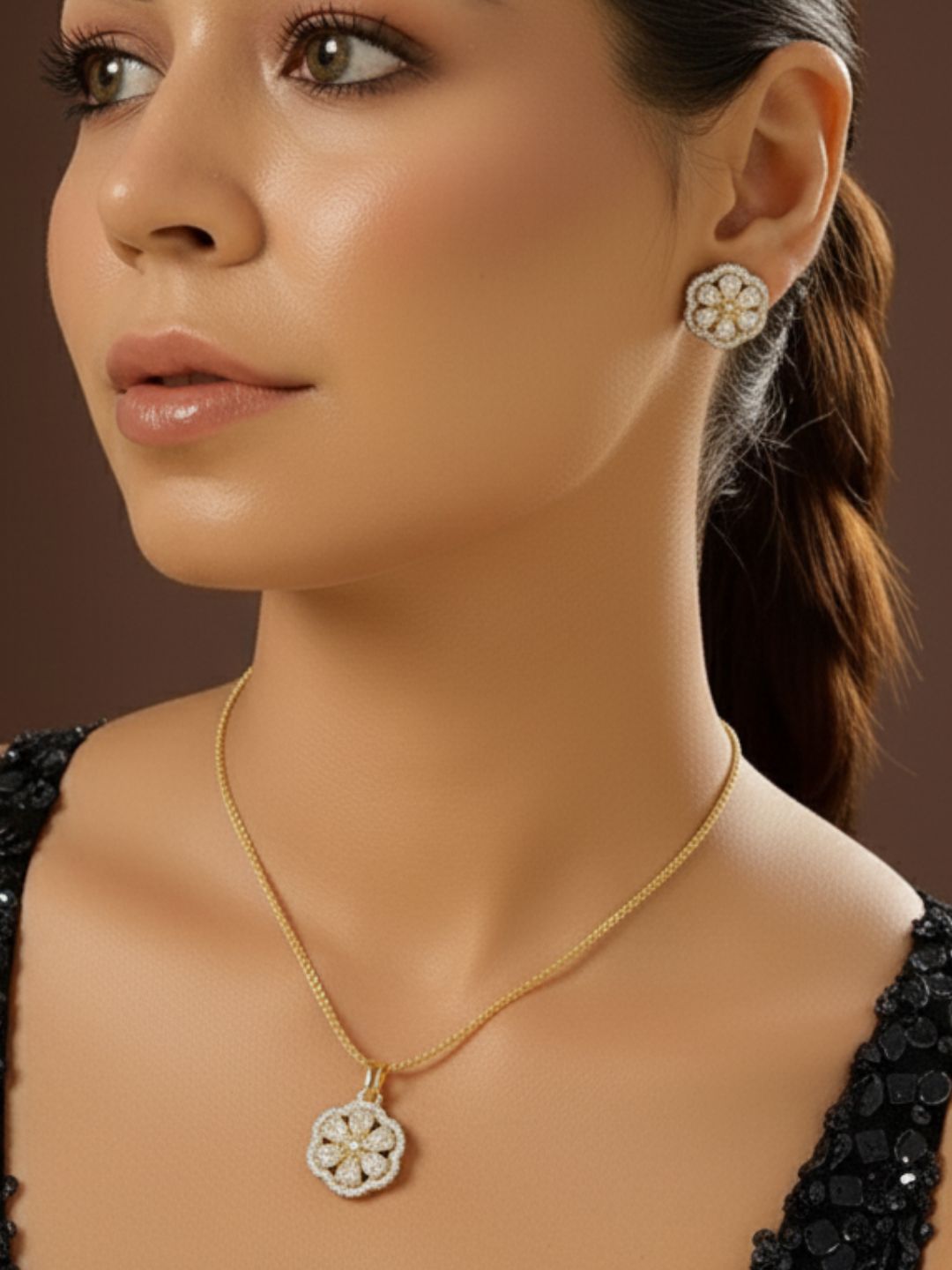 Antaara diaomond earing & pendant stud