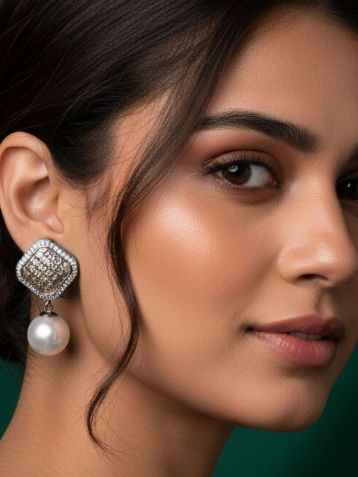 Savana Oxidised Earings