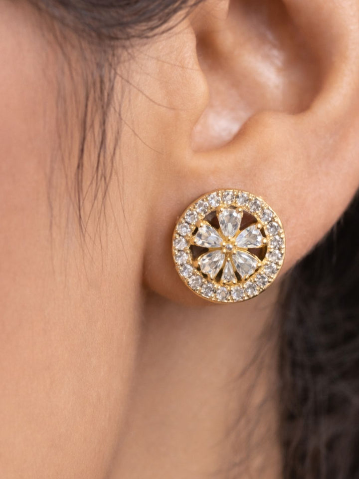 Alankrita Diamond earing & pendant stud