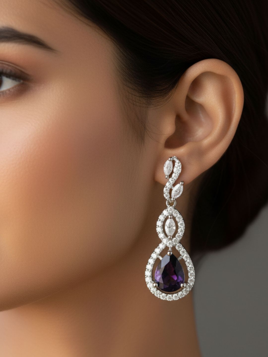 Antaara Diamond Necklace with Earings