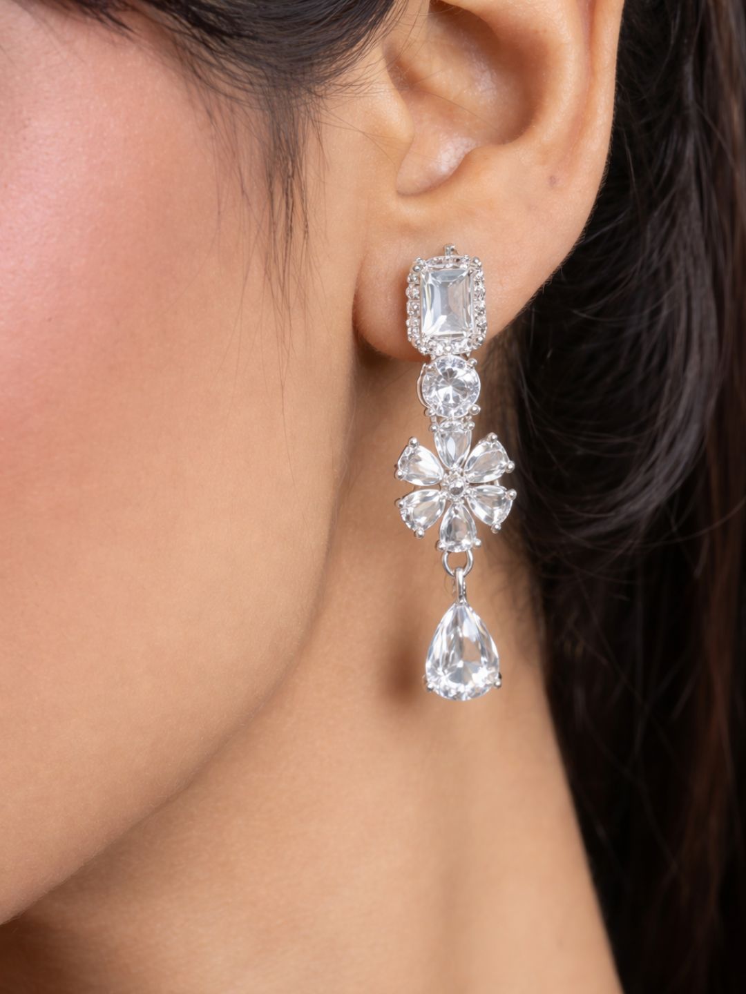 Nayra diamond necklace with earings set