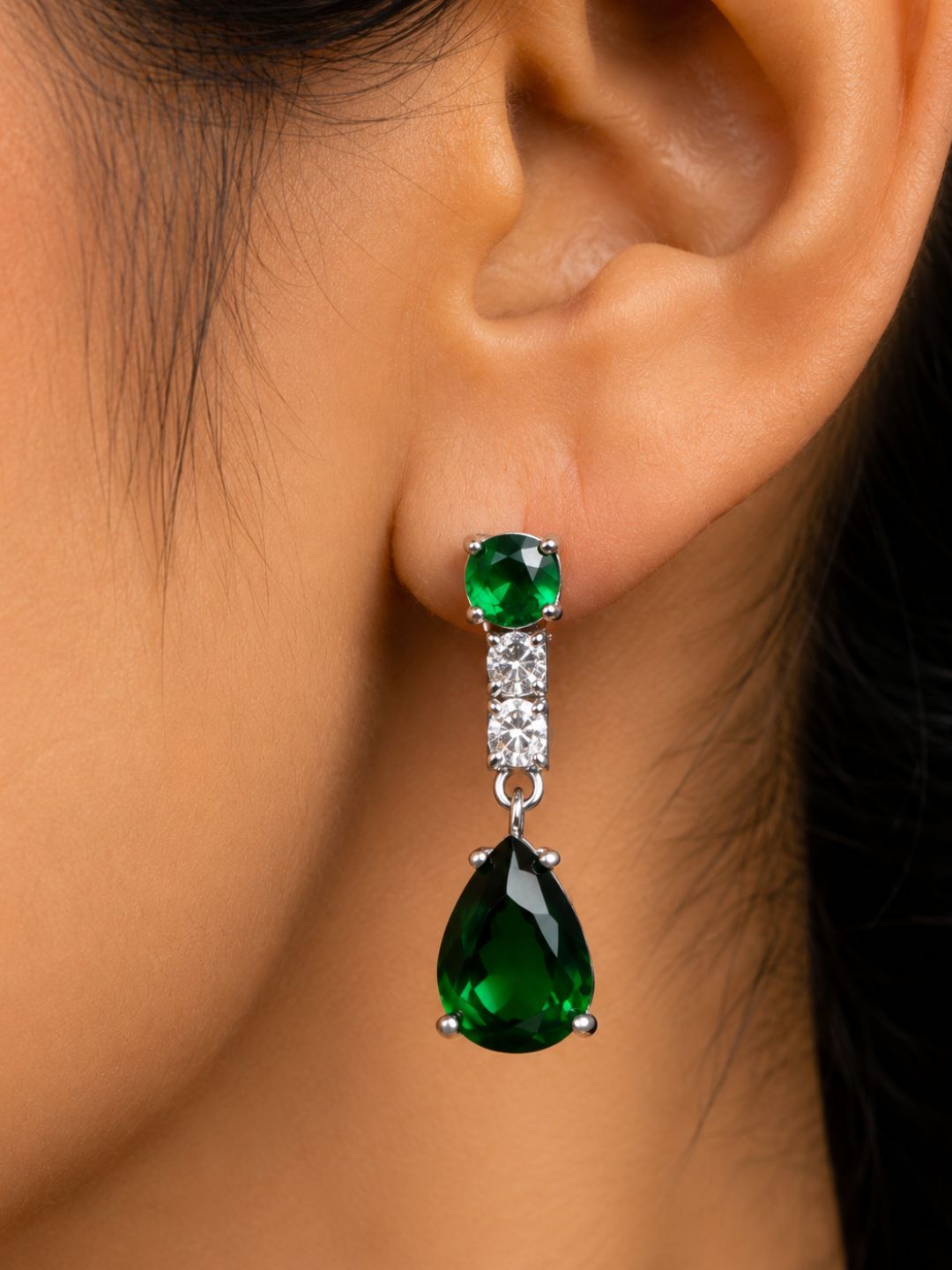 Nayra diamond necklace with earings set