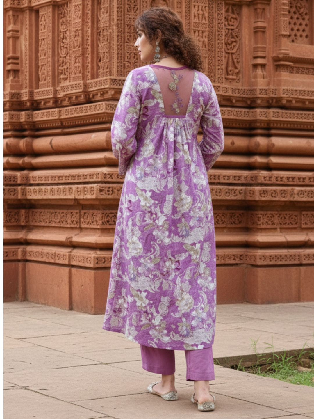 Tejaswi Lilac Floral Suit Set